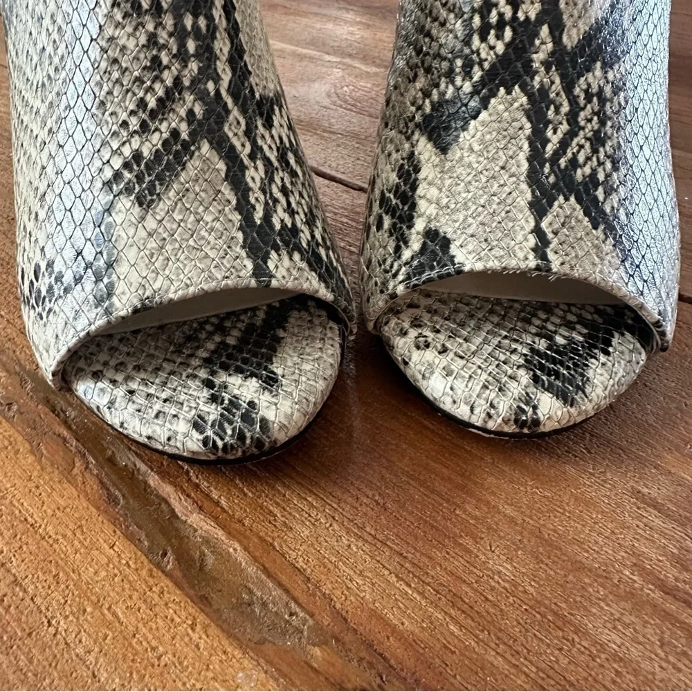 Cole Haan Snake Print Leather Peep Toe Block Heel Booties Size 6.5B Statement
